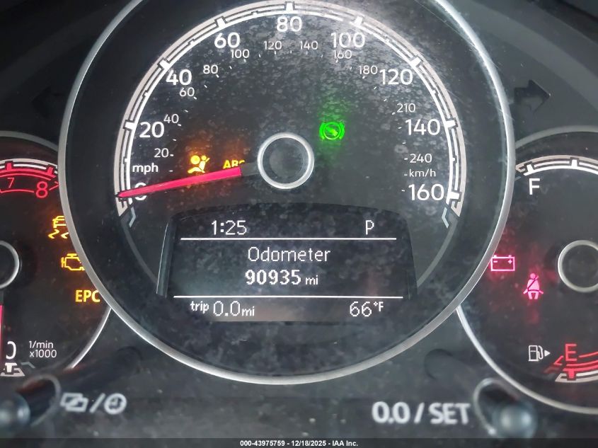 2018 Volkswagen Beetle 2.0T Coast/2.0T S/2.0T Se VIN: 3VW5DAAT0JM515018 Lot: 43975759