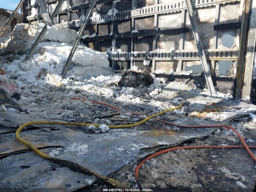 2025 Isuzu Npr Xd VIN: JALC4W161S7K01406 Lot: 43975763