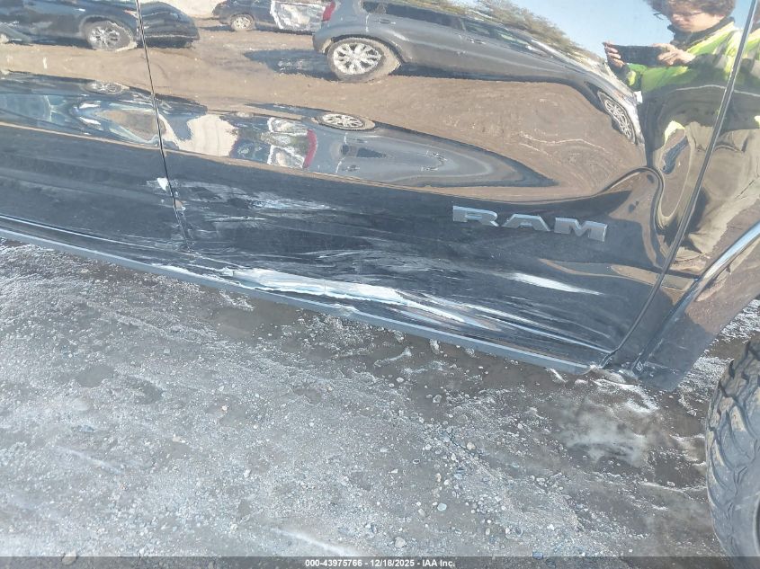 2019 Ram 1500 Laramie 4X4 5'7 Box VIN: 1C6SRFJT5KN781136 Lot: 43975766