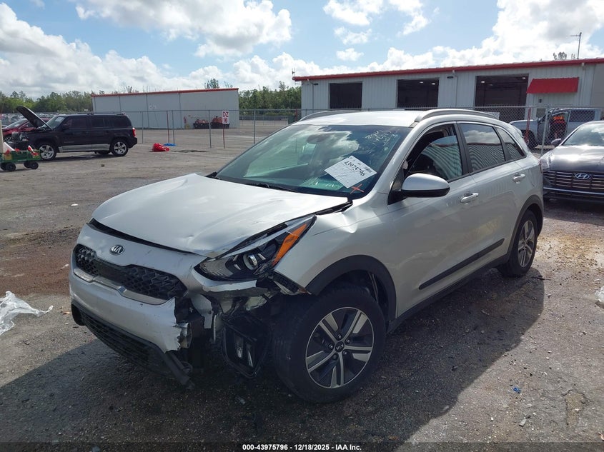 VIN KNDCB3LC5M5478941 2021 KIA NIRO LXS