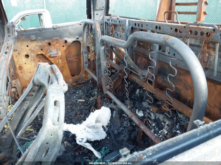 2021 Chevrolet Silverado 4500Hd 1Lt VIN: 1HTKJPVM9MH597170 Lot: 43975830