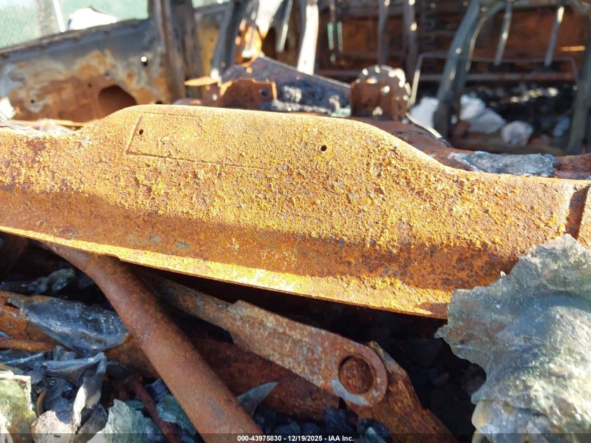 2021 Chevrolet Silverado 4500Hd 1Lt VIN: 1HTKJPVM9MH597170 Lot: 43975830