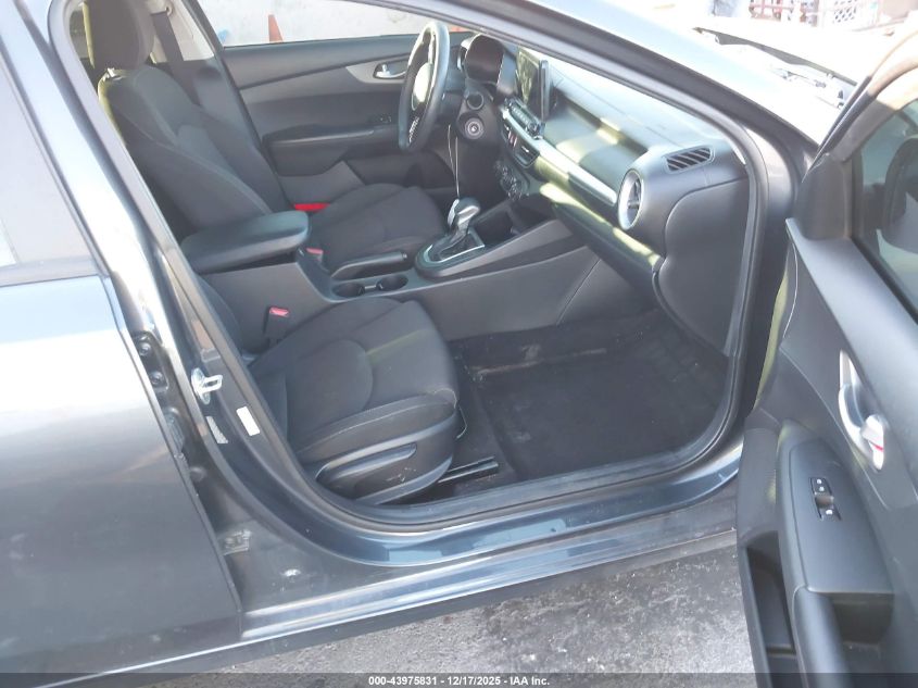 2021 Kia Forte Lxs VIN: 3KPF24AD4ME279284 Lot: 43975831