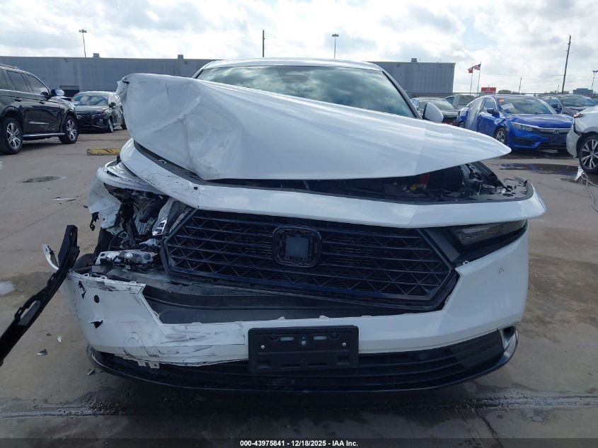 2024 Honda Accord Hybrid Touring VIN: 1HGCY2F86RA061702 Lot: 43975841