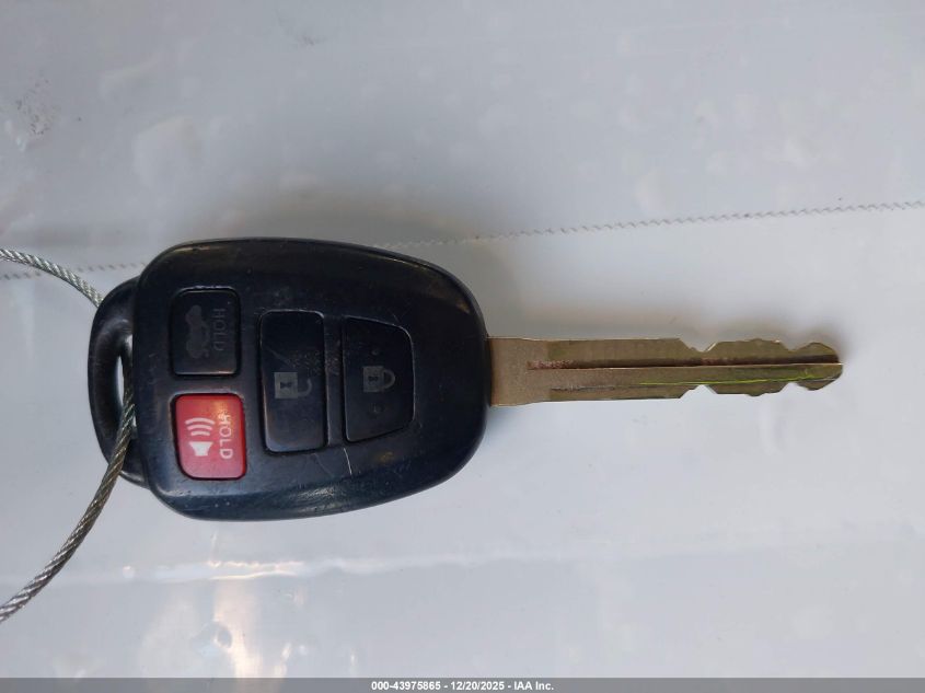 2019 Toyota Corolla Le VIN: 5YFBURHE1KP914087 Lot: 43975865