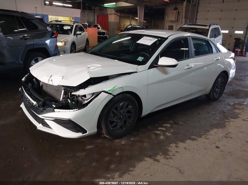 2024 Hyundai Elantra Sel