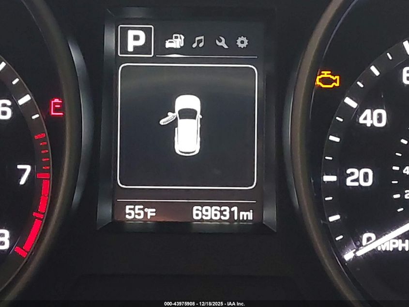 2018 Hyundai Santa Fe Se VIN: KM8SM4HF2JU274190 Lot: 43975908