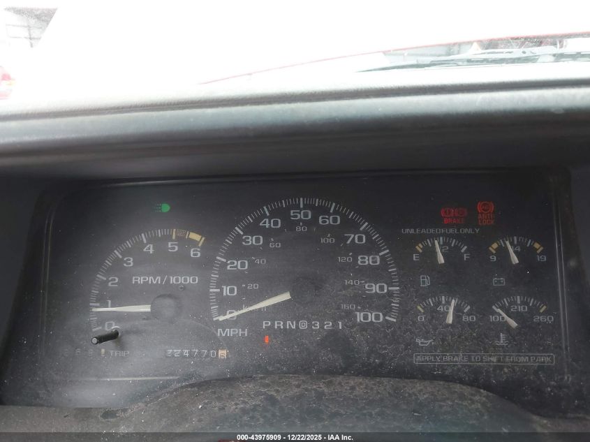 1996 GMC Sierra K1500 VIN: 2GTEK19R5T1510263 Lot: 43975909