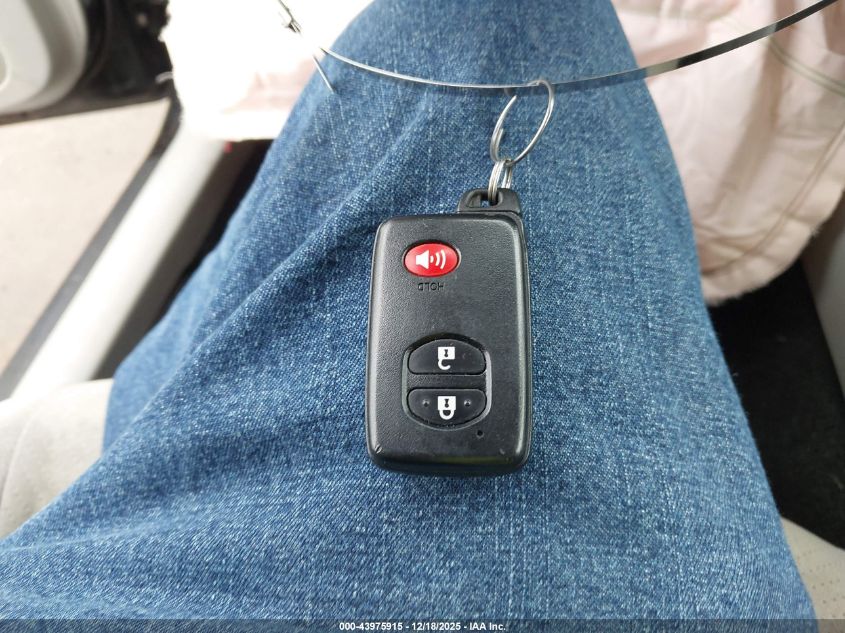 2015 Toyota Prius Three VIN: JTDKN3DU0F1886042 Lot: 43975915