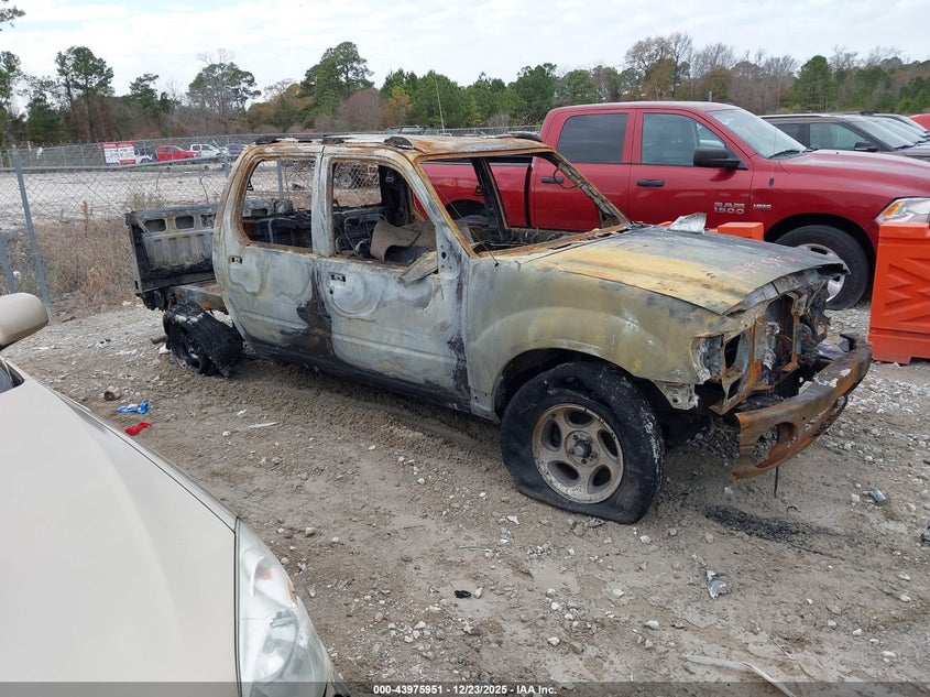 1FMZU67KX4UC14039 2004 Ford Explorer Sport Trac Adrenalin/Xls/Xlt auction photo 1