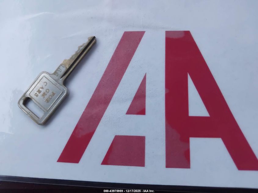 1992 Chevrolet Gmt-400 C1500 VIN: 2GCEC19K3N1193327 Lot: 43975959