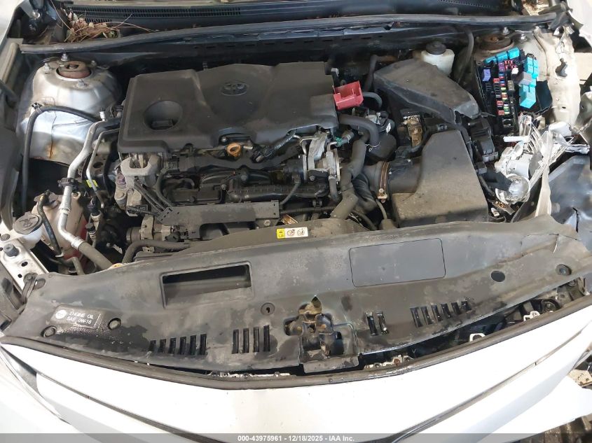 2018 Toyota Camry Le VIN: 4T1B11HK3JU656166 Lot: 43975961