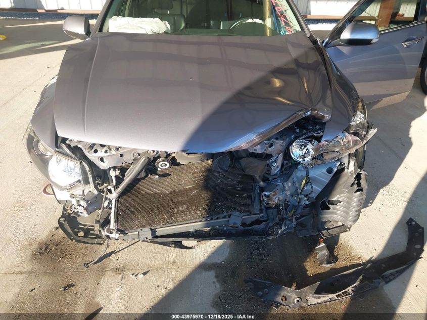 2012 Acura Tsx 2.4 VIN: JH4CW2H65CC001081 Lot: 43975970