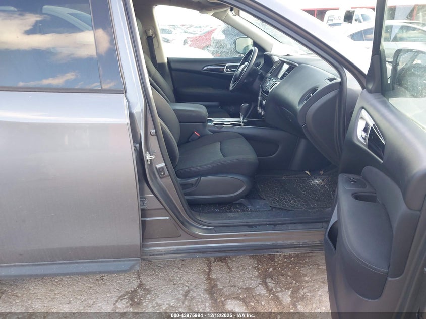 5N1DR2MN5HC910001 2017 NISSAN PATHFINDER photo no. 5