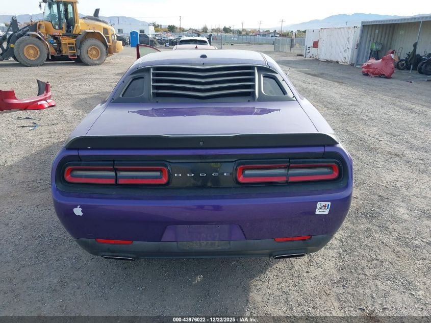 2018 Dodge Challenger Sxt VIN: 2C3CDZAG4JH333451 Lot: 43976022