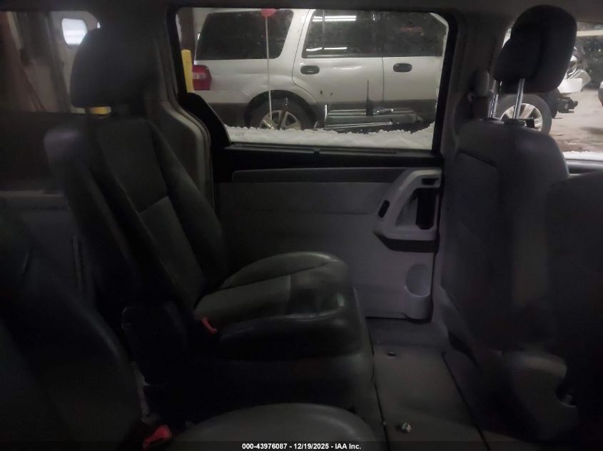 2012 Volkswagen Routan Se VIN: 2C4RVABG2CR355688 Lot: 43976087