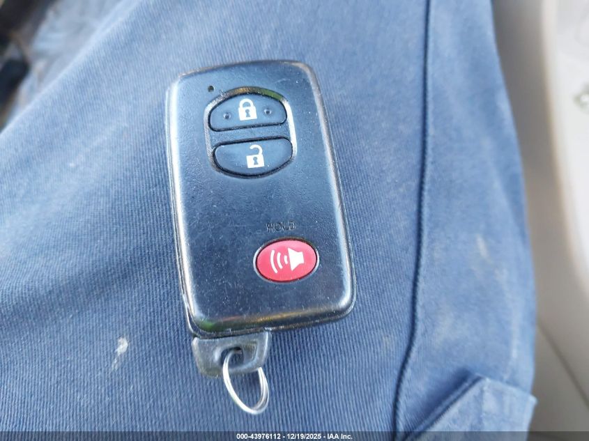 2014 Toyota Prius Two VIN: JTDKN3DU2E0391992 Lot: 43976112