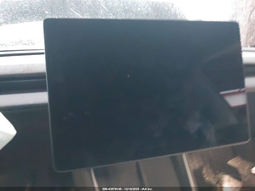 2026 Tesla Model Y Premium Rear-Wheel Drive VIN: 7SAYGDED4TA589268 Lot: 43976149