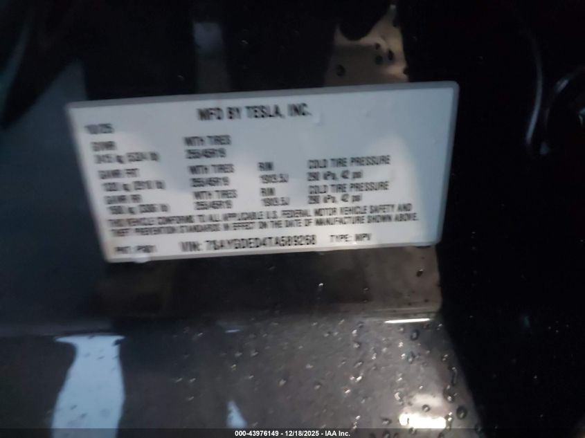 2026 Tesla Model Y Premium Rear-Wheel Drive VIN: 7SAYGDED4TA589268 Lot: 43976149