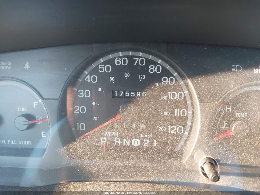 2003 Ford Crown Victoria Lx VIN: 2FAFP74W23X122335 Lot: 43976156