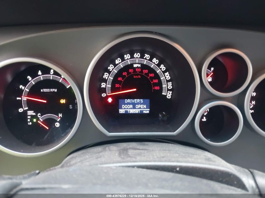 2015 Toyota Sequoia Platinum 5.7L V8 VIN: 5TDYY5G14FS059436 Lot: 43976229