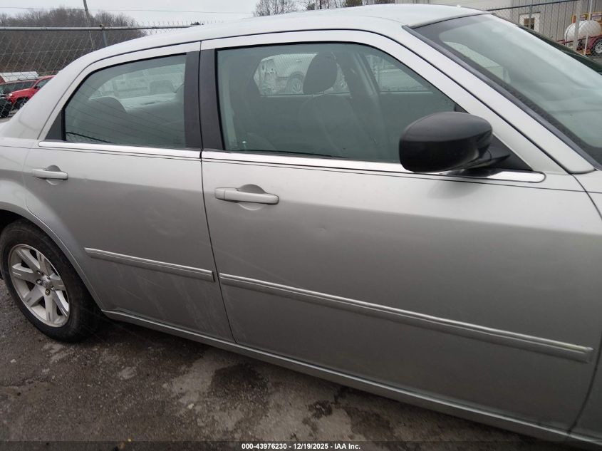 2006 Chrysler 300 VIN: 2C3KA53G56H189104 Lot: 43976230