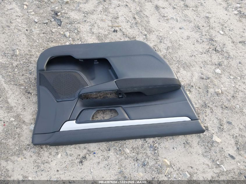 2018 Honda Cr-V Lx VIN: 2HKRW6H33JH208871 Lot: 43976258