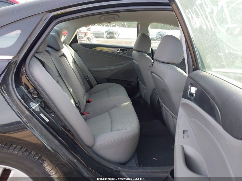 2015 Hyundai Sonata Hybrid VIN: KMHEC4A44FA138029 Lot: 43976268