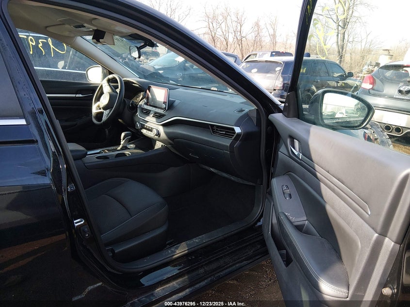 2022 Nissan Altima Sv Fwd