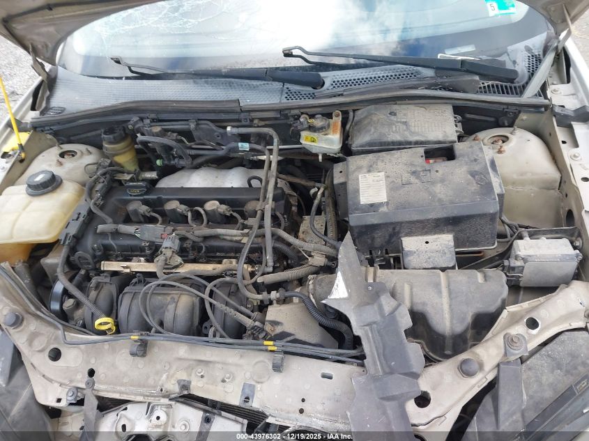 2005 Ford Focus VIN: 3FASP31N45R157285 Lot: 43976302