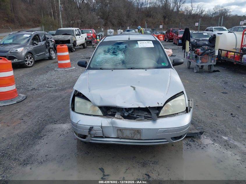 2005 Ford Focus VIN: 3FASP31N45R157285 Lot: 43976302