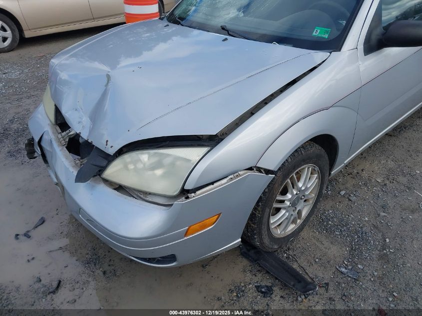 2005 Ford Focus VIN: 3FASP31N45R157285 Lot: 43976302