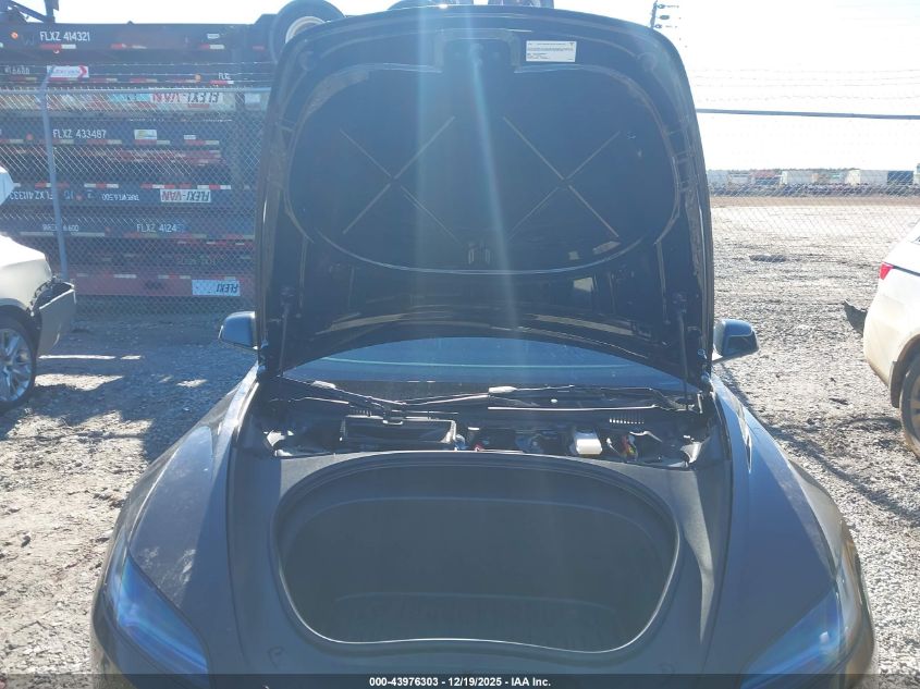 2025 Tesla Model 3 Long Range Rear-Wheel Drive/Standard Rear-Wheel Drive VIN: 5YJ3E1EA2SF070187 Lot: 43976303