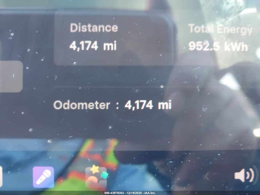 2025 Tesla Model 3 Long Range Rear-Wheel Drive/Standard Rear-Wheel Drive VIN: 5YJ3E1EA2SF070187 Lot: 43976303