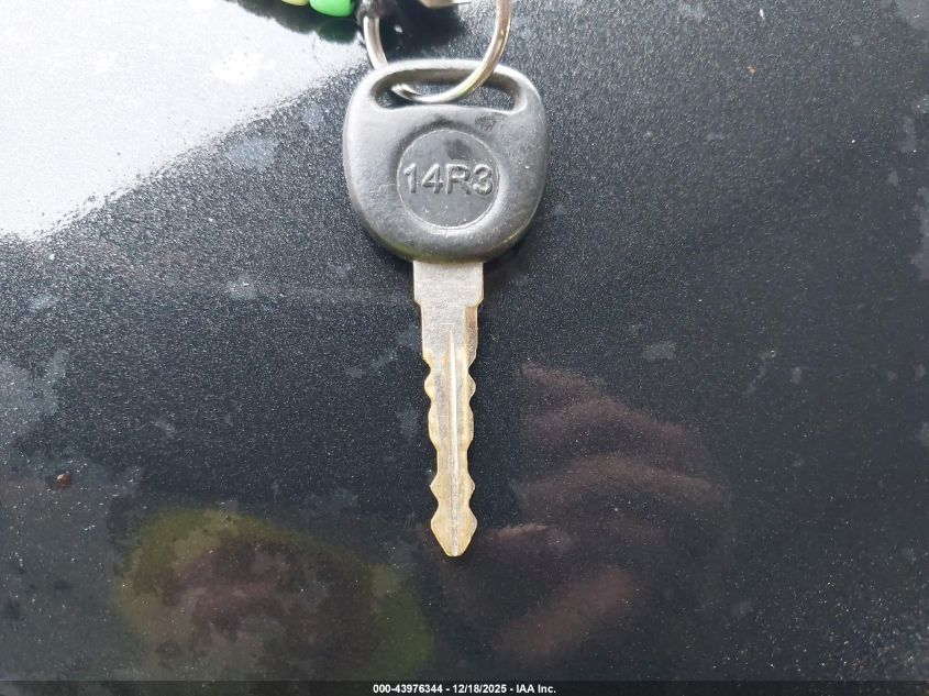 2005 Chevrolet Blazer Ls VIN: 1GNDT13X85K107033 Lot: 43976344