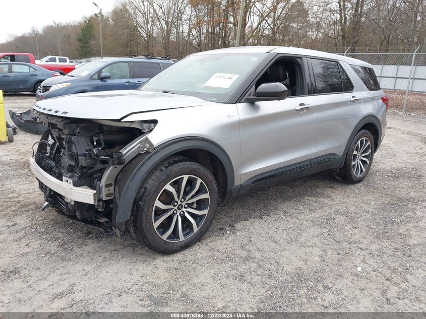 2022 Ford Explorer St-Line