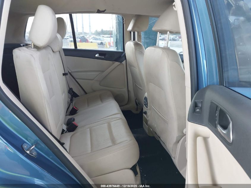 2017 Volkswagen Tiguan 2.0T S VIN: WVGAV7AX7HW503846 Lot: 43976449