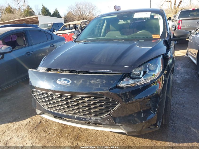 2021 Ford Escape S VIN: 1FMCU0F68MUA49504 Lot: 43976506