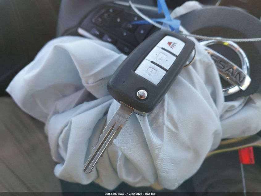 2017 Nissan Rogue S VIN: KNMAT2MT1HP527480 Lot: 43976530