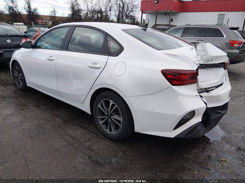 2022 Kia Forte Lxs