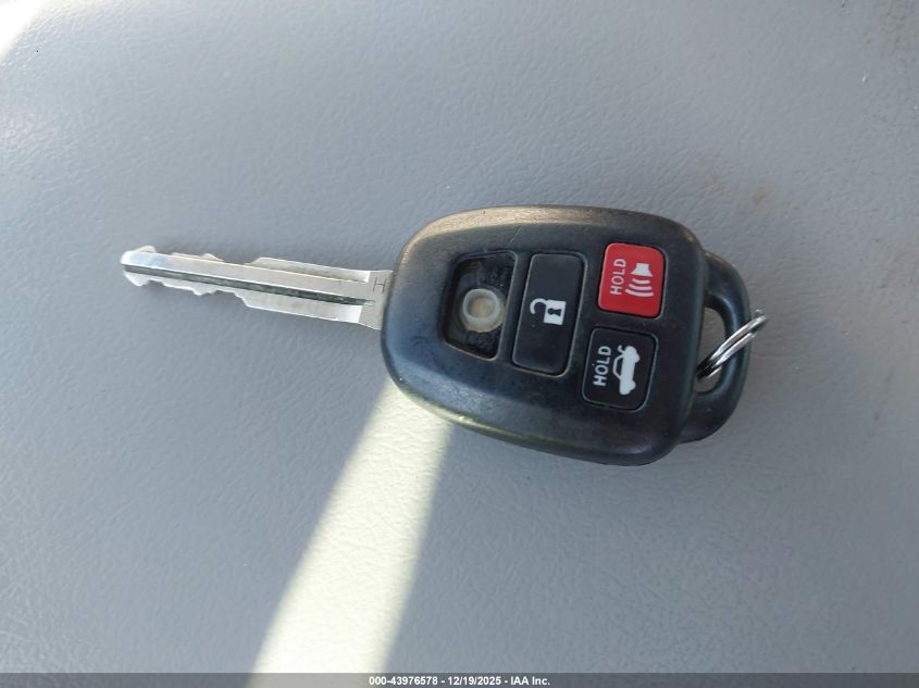 2015 Toyota Camry Le VIN: 4T1BF1FK3FU099206 Lot: 43976578