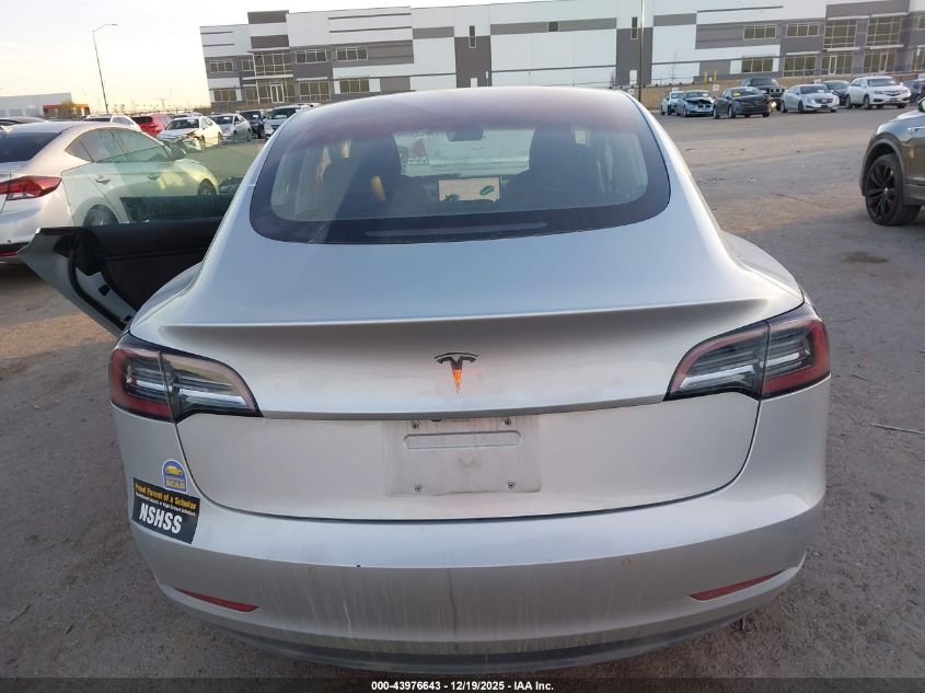 2018 Tesla Model 3 Long Range/Mid Range VIN: 5YJ3E1EA1JF048485 Lot: 43976643