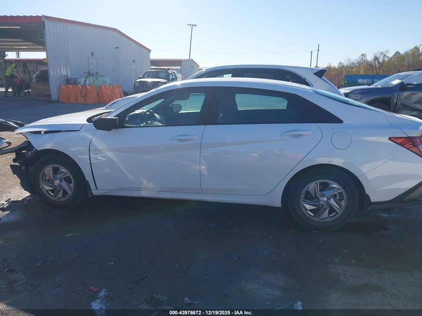 2024 Hyundai Elantra Se VIN: KMHLL4DG3RU851682 Lot: 43976672