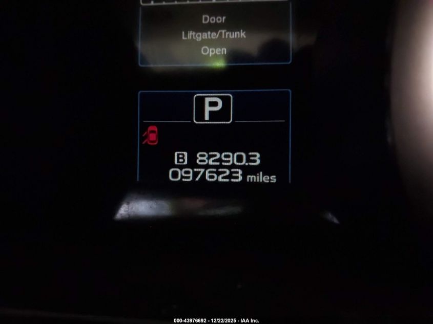 2015 Subaru Legacy 2.5I Premium VIN: 4S3BNAC61F3028526 Lot: 43976692