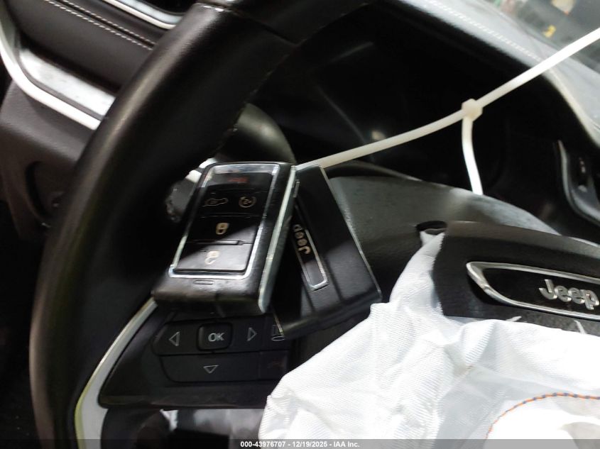 2023 Jeep Grand Cherokee L Limited 4X4 VIN: 1C4RJKBG9P8790324 Lot: 43976707