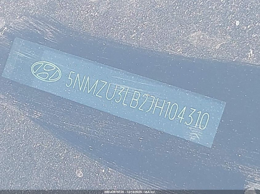 2018 Hyundai Santa Fe Sport 2.4L VIN: 5NMZU3LB2JH104310 Lot: 43976728