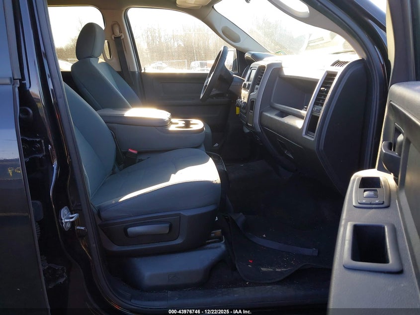 2018 RAM 1500 auction photo 5