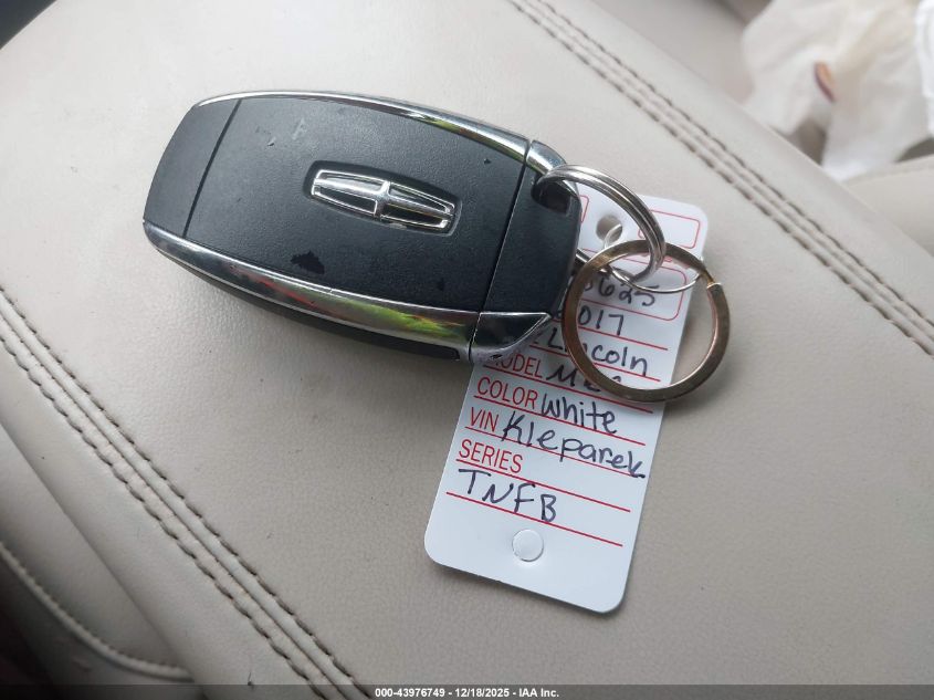 2017 Lincoln Mkc Premiere VIN: 5LMCJ1C97HUL27809 Lot: 43976749