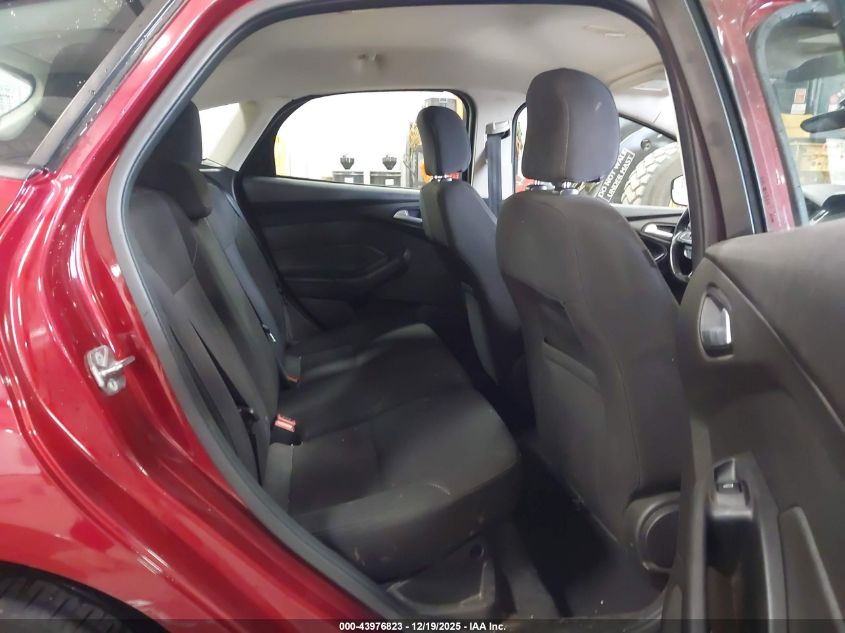 2015 Ford Focus Se VIN: 1FADP3K29FL369949 Lot: 43976823