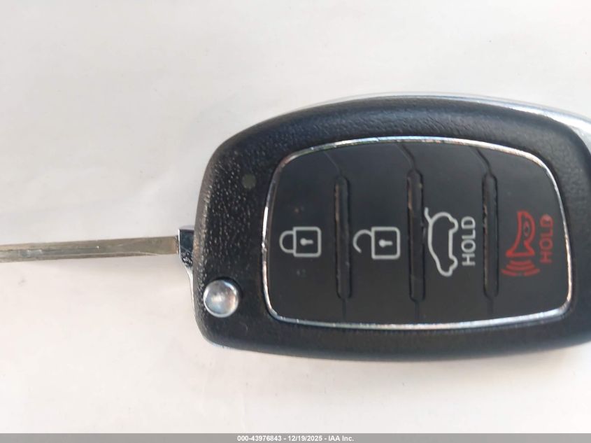 2015 Hyundai Sonata Se VIN: 5NPE24AF3FH021902 Lot: 43976843